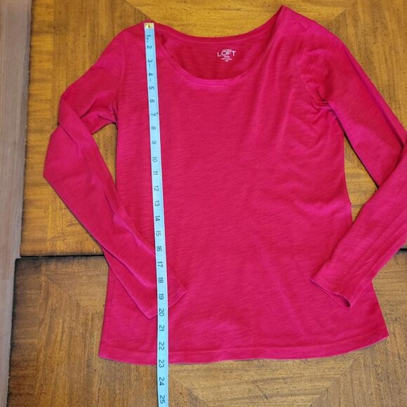 LOFT Red Long Sleeve Cotton T-Shirt - Picture 9 of 10
